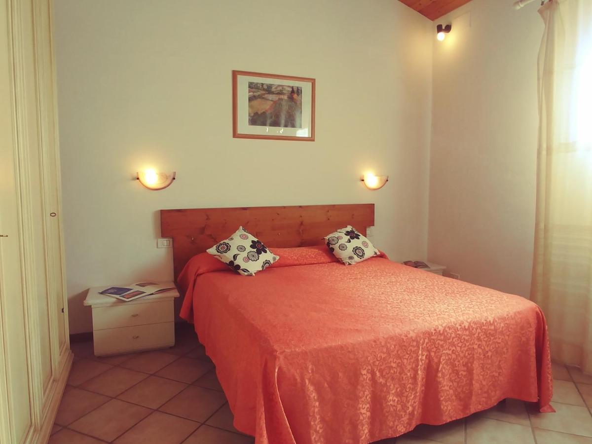 Agriturismo Botro Pulicciano Exterior foto